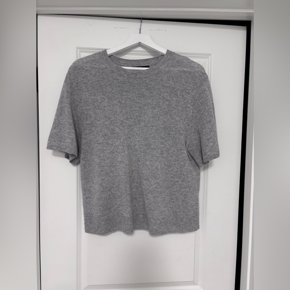 Banana Republic 100% Cashmere Heather Gray Short Sleeve Sweater Tee